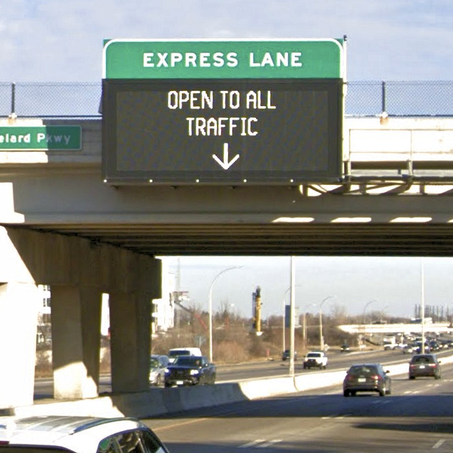 A newer high-occupancy lane sign on I-394 in Minnesota. 