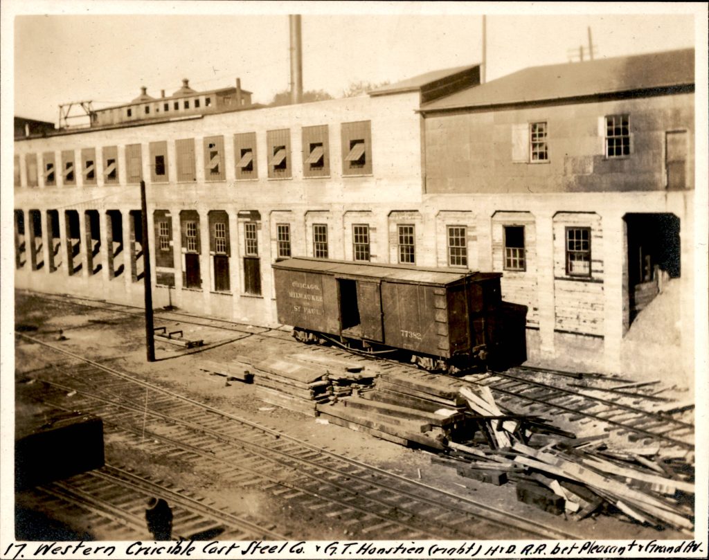 Photo from 1914 of the Western Crucible Steel Casting Company showing large voids to allow access to the tracks.