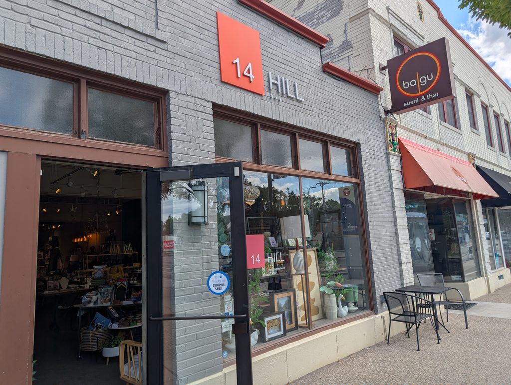 storefronts for 14 Hill and Bagu Sushi and Thai